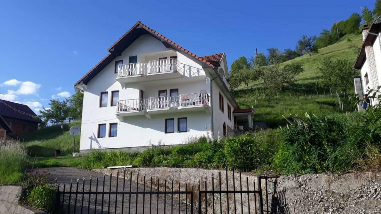 Apartment Little Village Плав Экстерьер фото